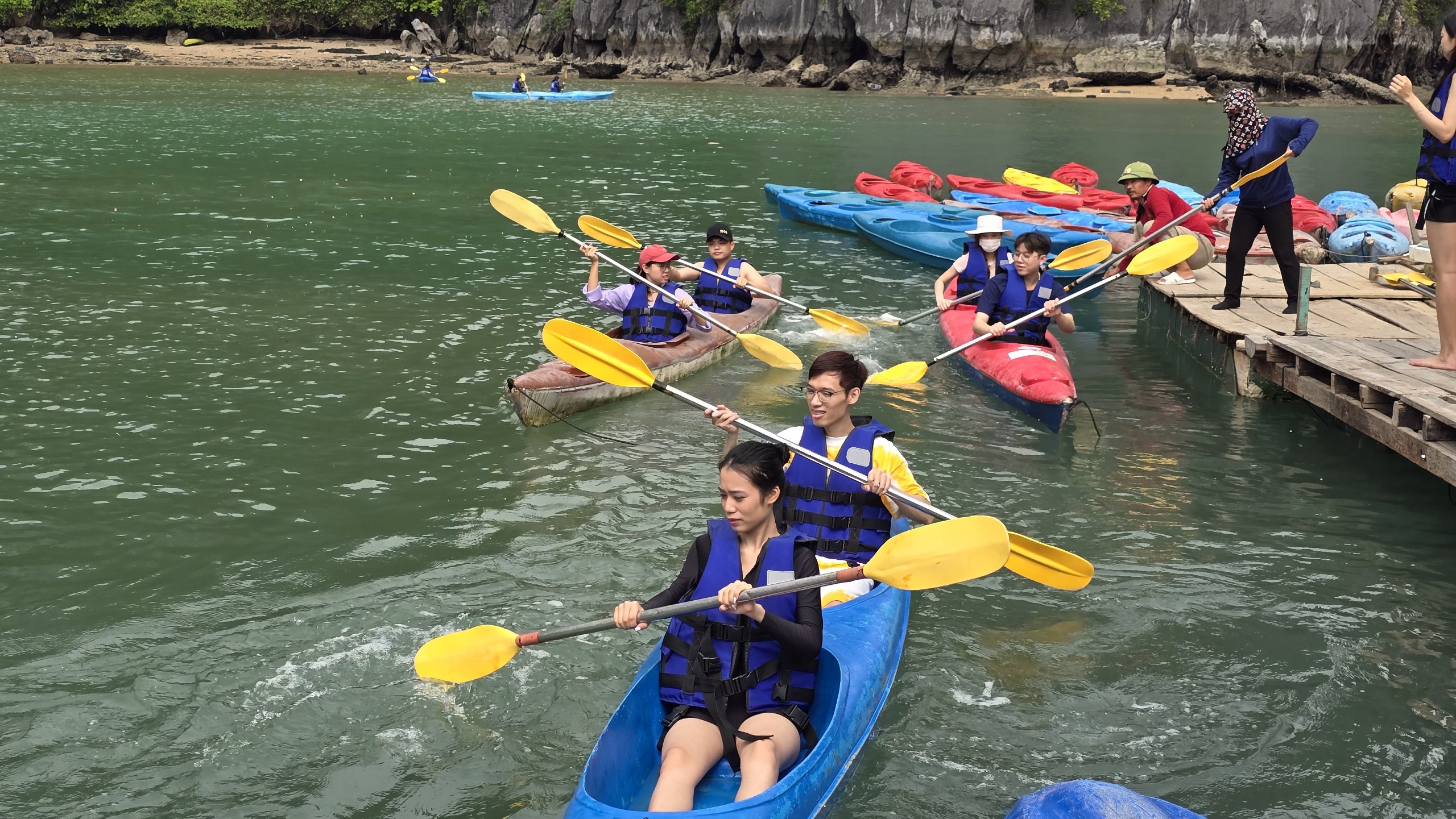 Tour 1 Ngày Vịnh Lan Hạ - Du Thuyền CÁT BÀ BAY CRUISE