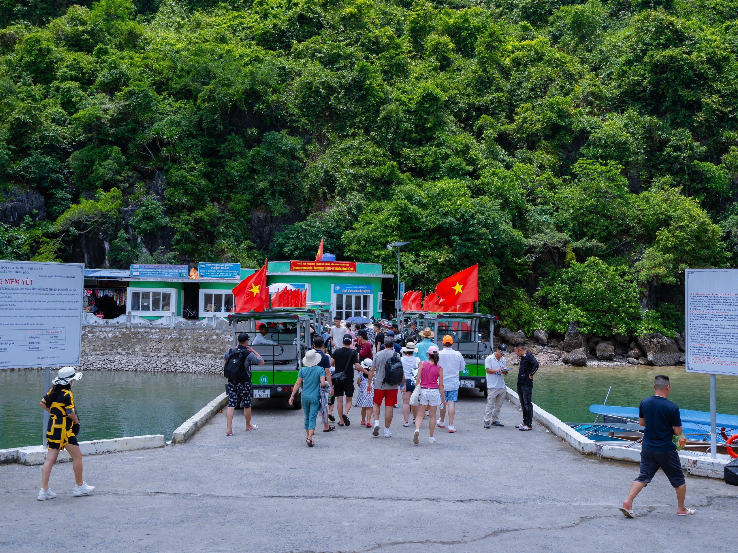 Tour 1 Ngày Vịnh Lan Hạ - Du Thuyền CÁT BÀ BAY CRUISE