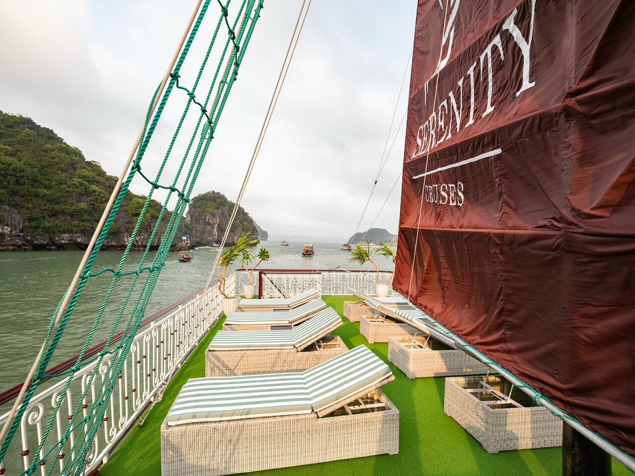 Tour 1 Ngày Vịnh Lan Hạ - Du Thuyền SERENITY PREMIUM CRUISE 2