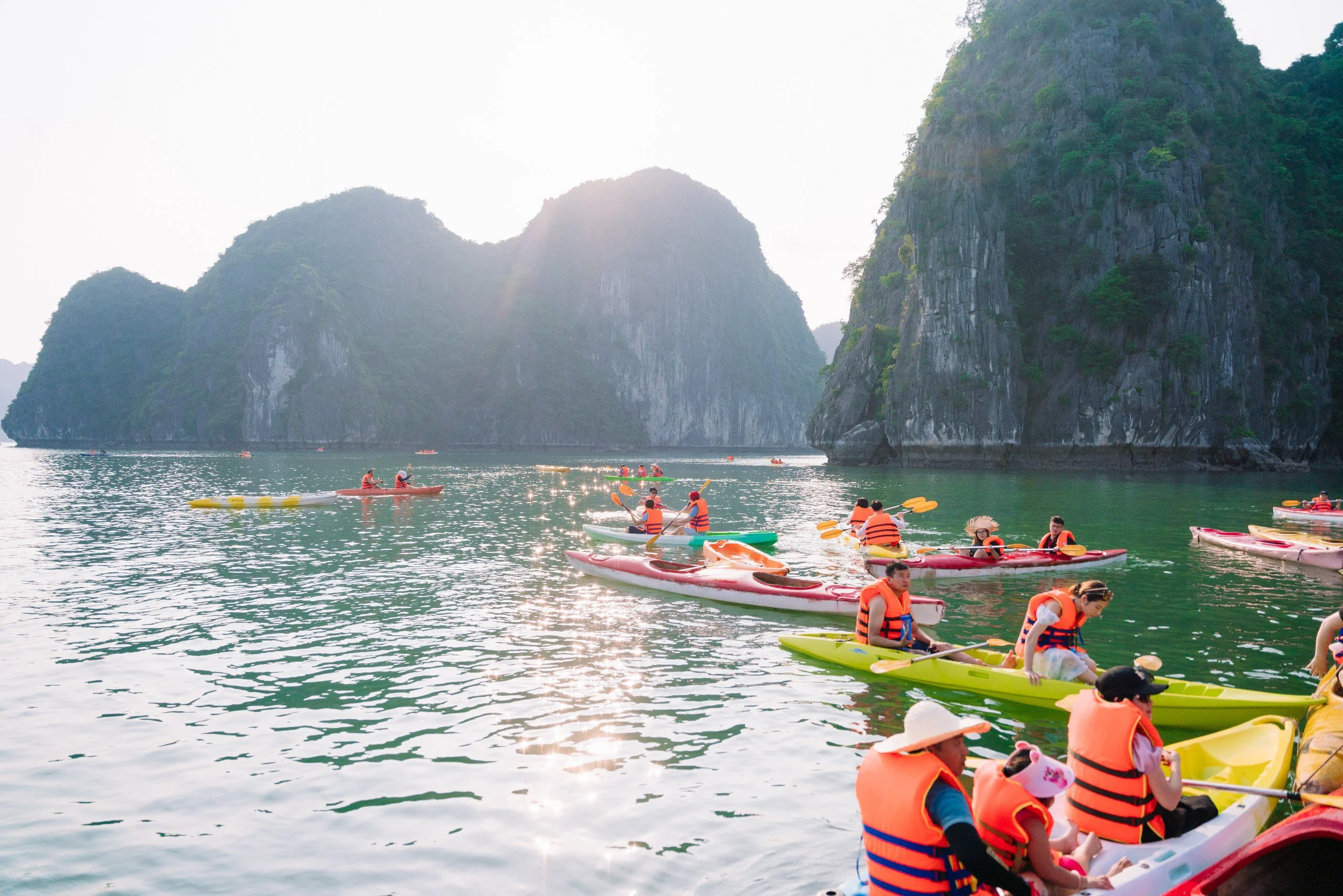 Tour 1 Ngày Vịnh Lan Hạ - Du Thuyền DAIICHI CRUISE (Không đi làng Việt Hải)