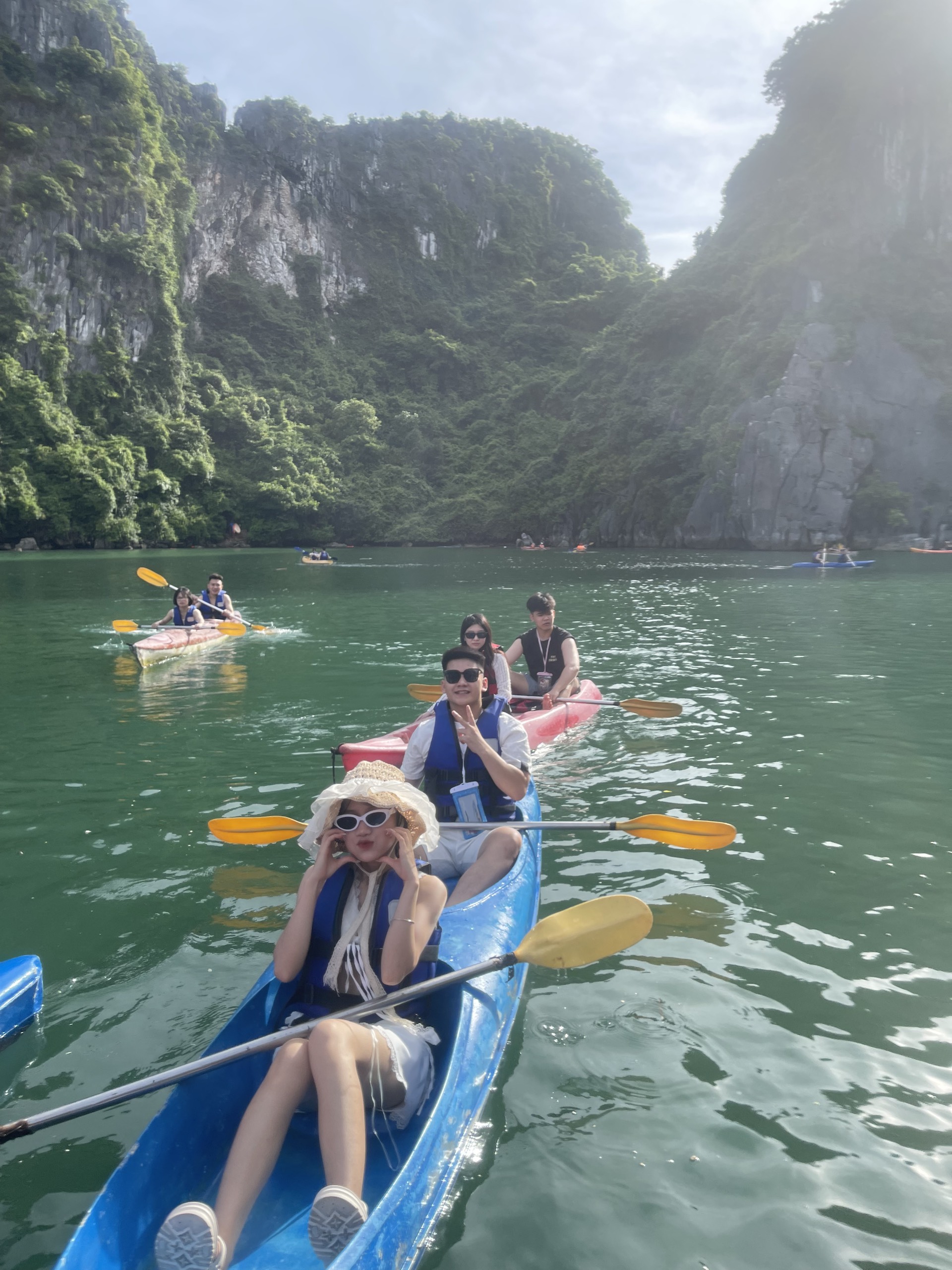 Tour Nửa Ngày Ngắm Hoàng Hôn - Du Thuyền CÁT BÀ BAY CRUISE - Vịnh Lan Hạ