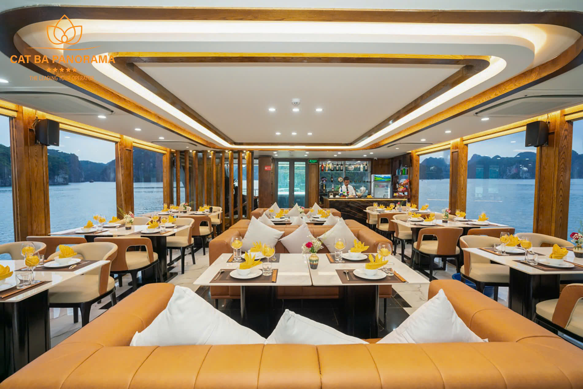 Tour 1 Ngày Vịnh Lan Hạ - Du Thuyền D'CHARME LUXURY CRUISE
