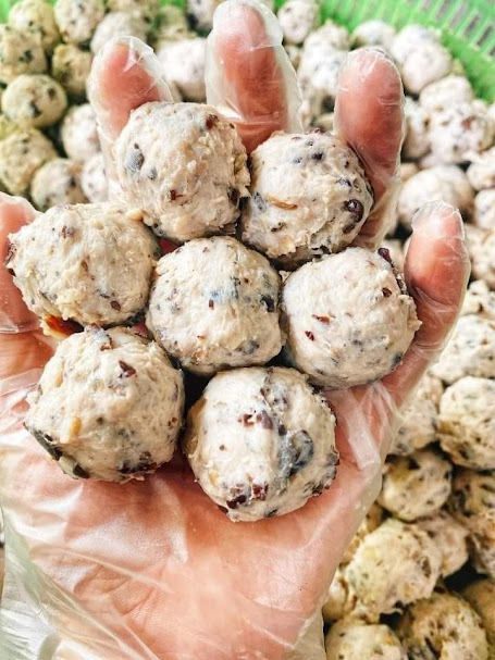 Mọc Sụn Lợn Đen Hấp
