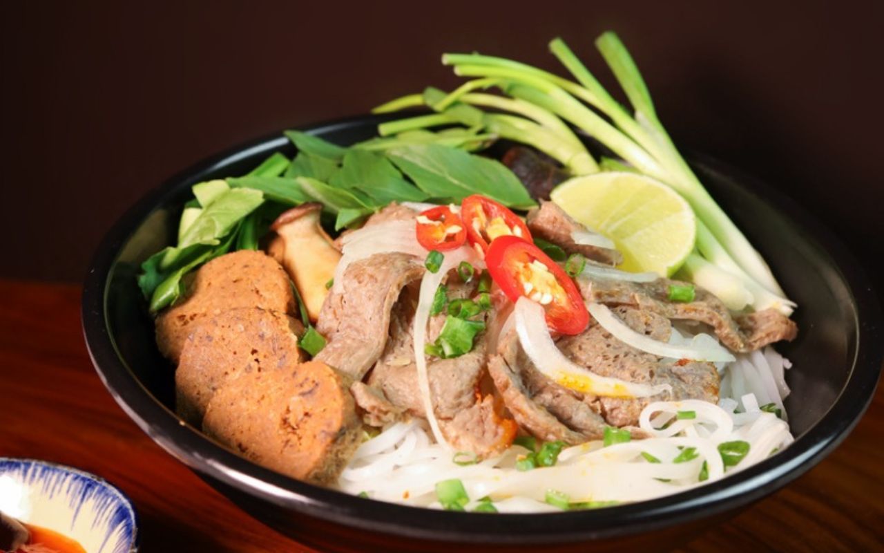 Cách Nấu Phở Chay Gạo Lứt: Bữa Ăn Ngon Miệng, Lành Mạnh