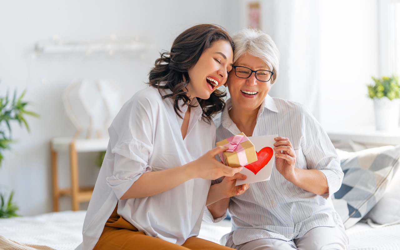 Ngày Của Mẹ Là Ngày Nào Ở Việt Nam? Giải Đáp