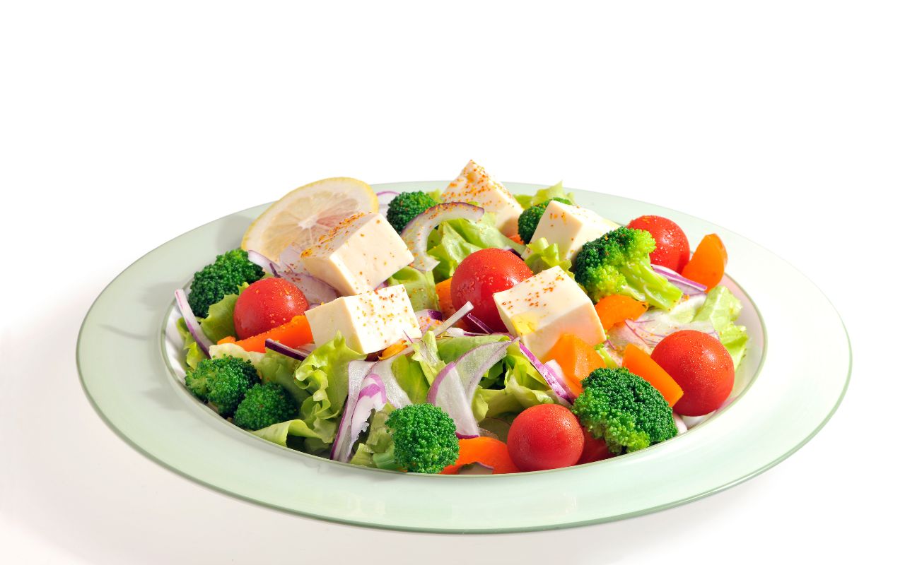 5 Món Salad Chay Ngon Miệng, Dễ Làm Và Bổ Dưỡng Cho Bữa Ăn Lành Mạnh