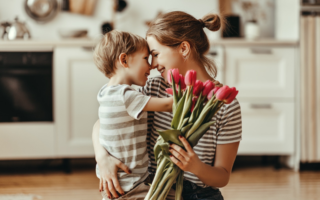Lời Chúc Ngày Của Mẹ – Gửi Tình Yêu Ý Nghĩa