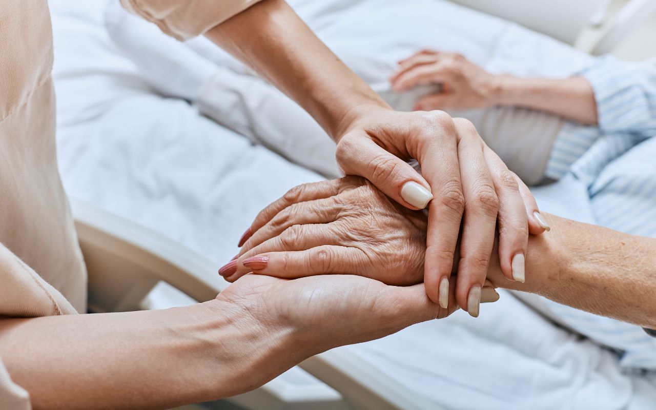 Parkinson Nên Ăn Gì? Thực Phẩm Hỗ Trợ Điều Trị Tốt