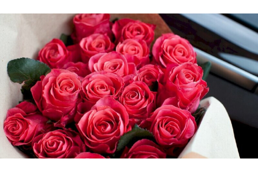 Valentine tặng gì? Gợi ý những món quà lãng mạn cho tình yêu thăng hoa