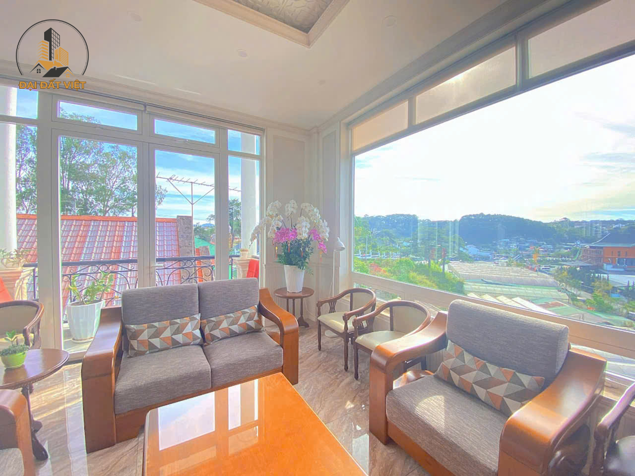 SIÊU PHẨM KHÁCH SẠN NGAY TRUNG TÂM – FULL NỘI THẤT CAO CẤP – DOANH THU ỔN ĐỊNH