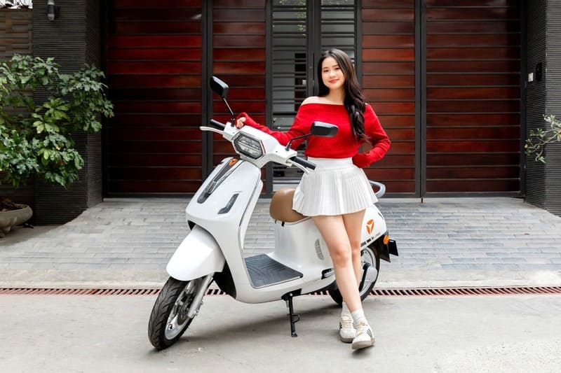 Xe máy điện Yadea Oris