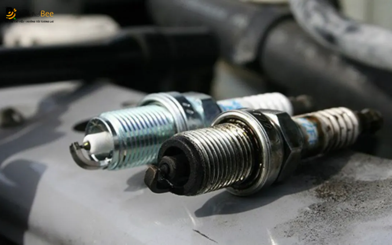 Bugi hoạt động kém làm động cơ khó vận hành