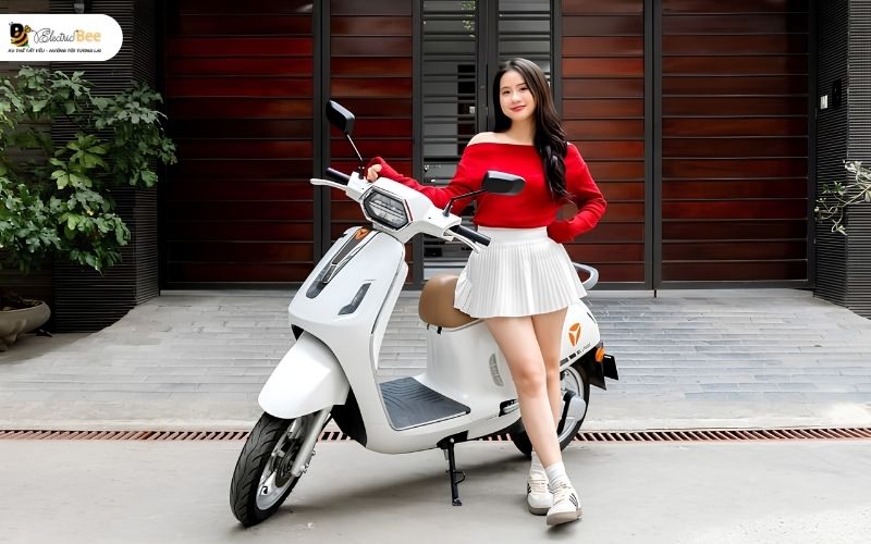 Xe máy điện Yadea Oris tiện lợi, an toàn