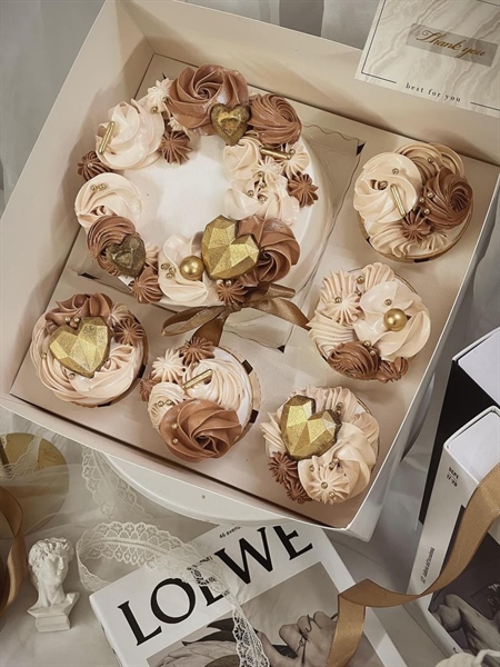 Hộp đựng CupCake/ 10c