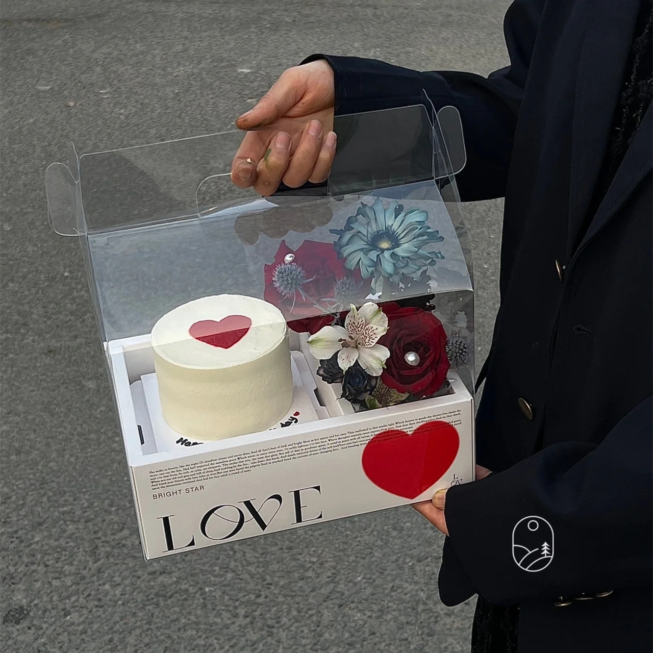 Hộp 2 ngăn quai xách/ Trắng Love