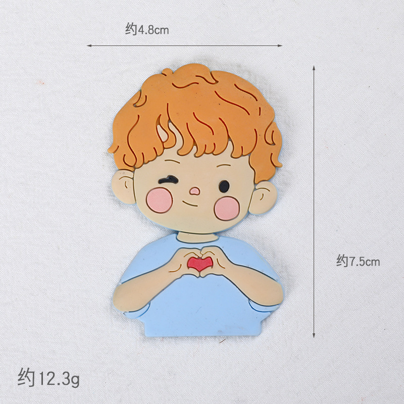 Tượng Silicon/ Bé trai tim