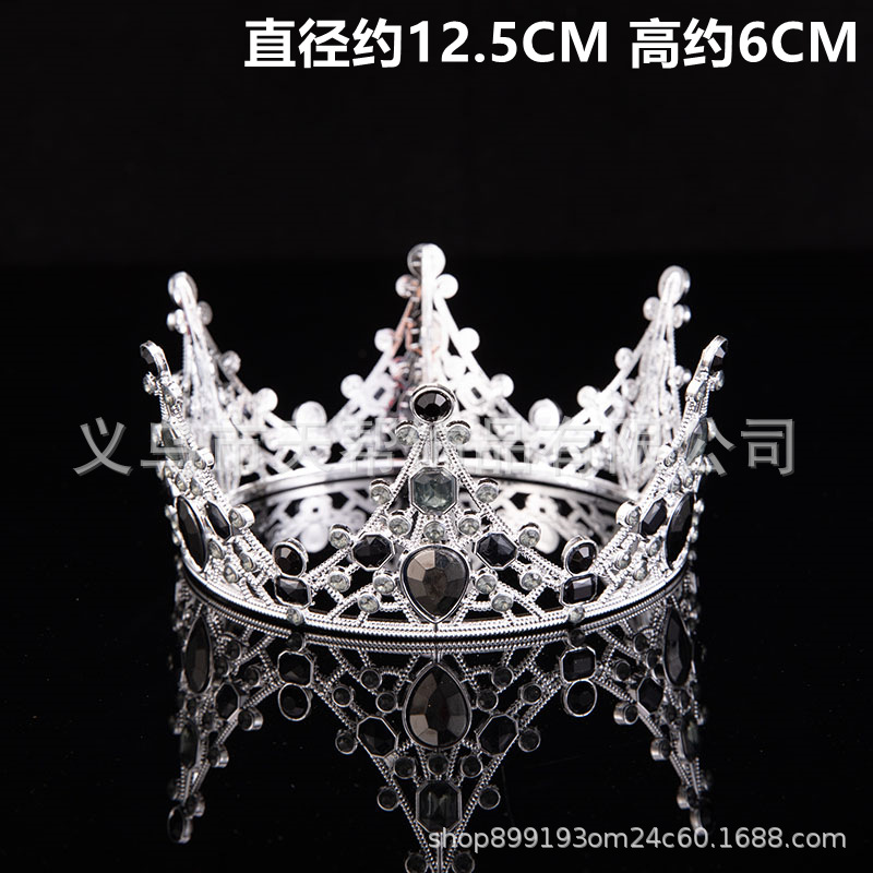 Vương miện đính đá