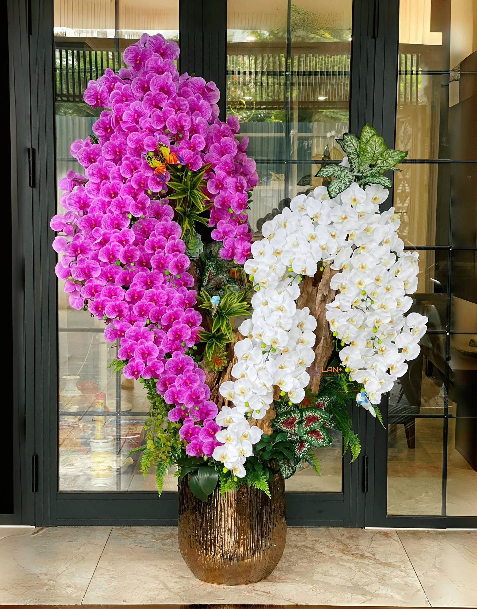 CHẬU LAN TIỂU CẢNH LAN GIẢ 24 CÀNH TRẮNG MIX 30 CÀNH TÍM