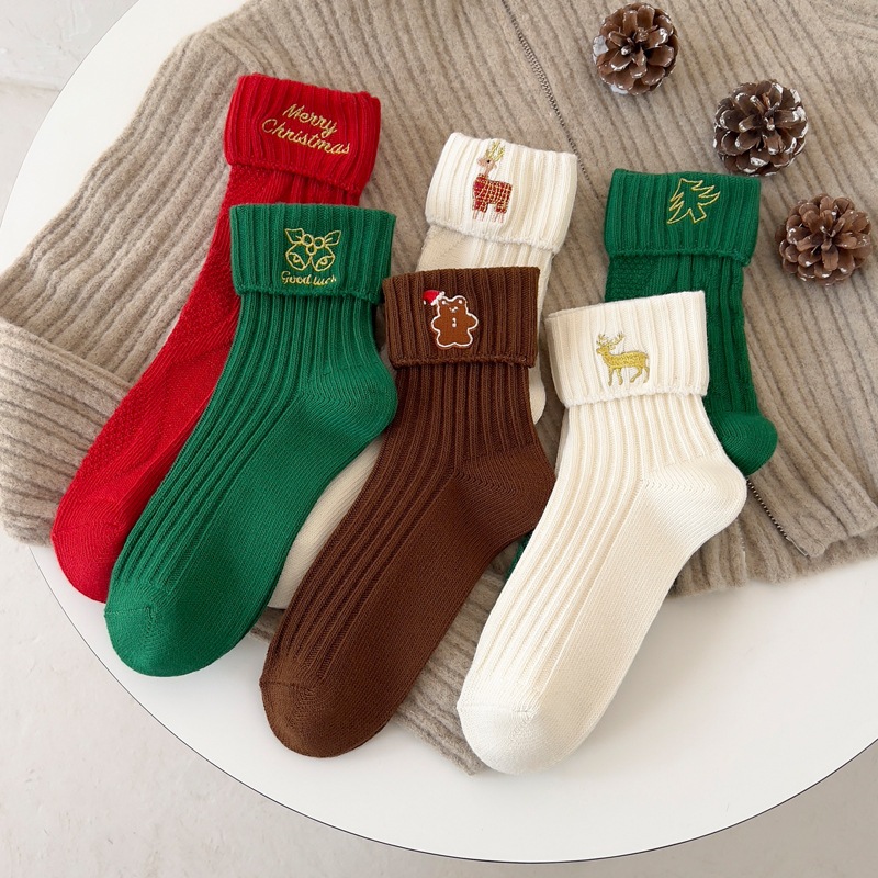 Tất Noel xinh xắn dành tặng người yêu, tặng bạn bè