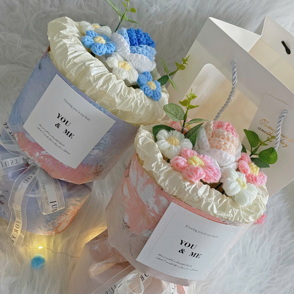 Quà tặng Bó hoa len sơn dầu độc đáo tặng kèm Túi đựng và Thiệp tặng bạn bè, người yêu