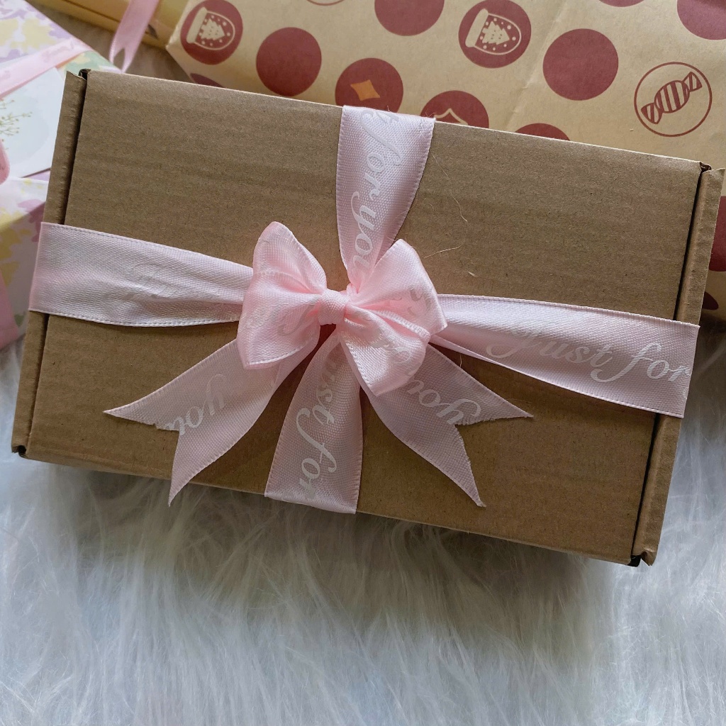 Set 2 Tất len ấm áp, xinh xắn làm quà tặng người yêu, tặng bạn bè