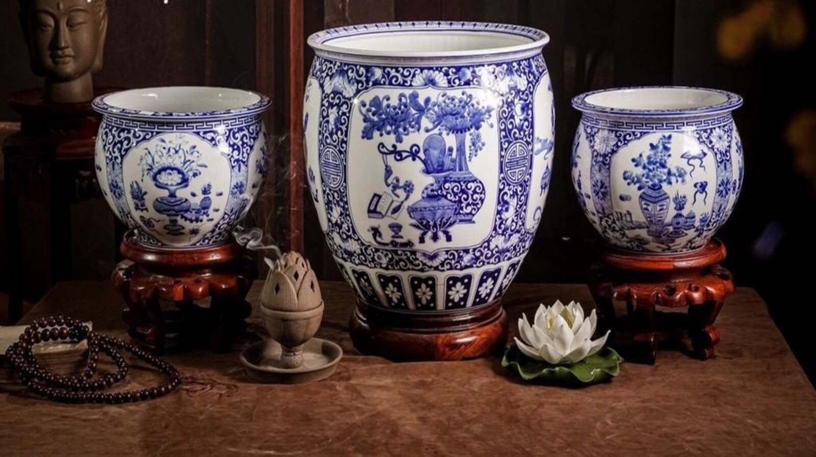 Chậu gốm sứ Bát Tràng - Vẻ đẹp từ làng nghề truyền thống
