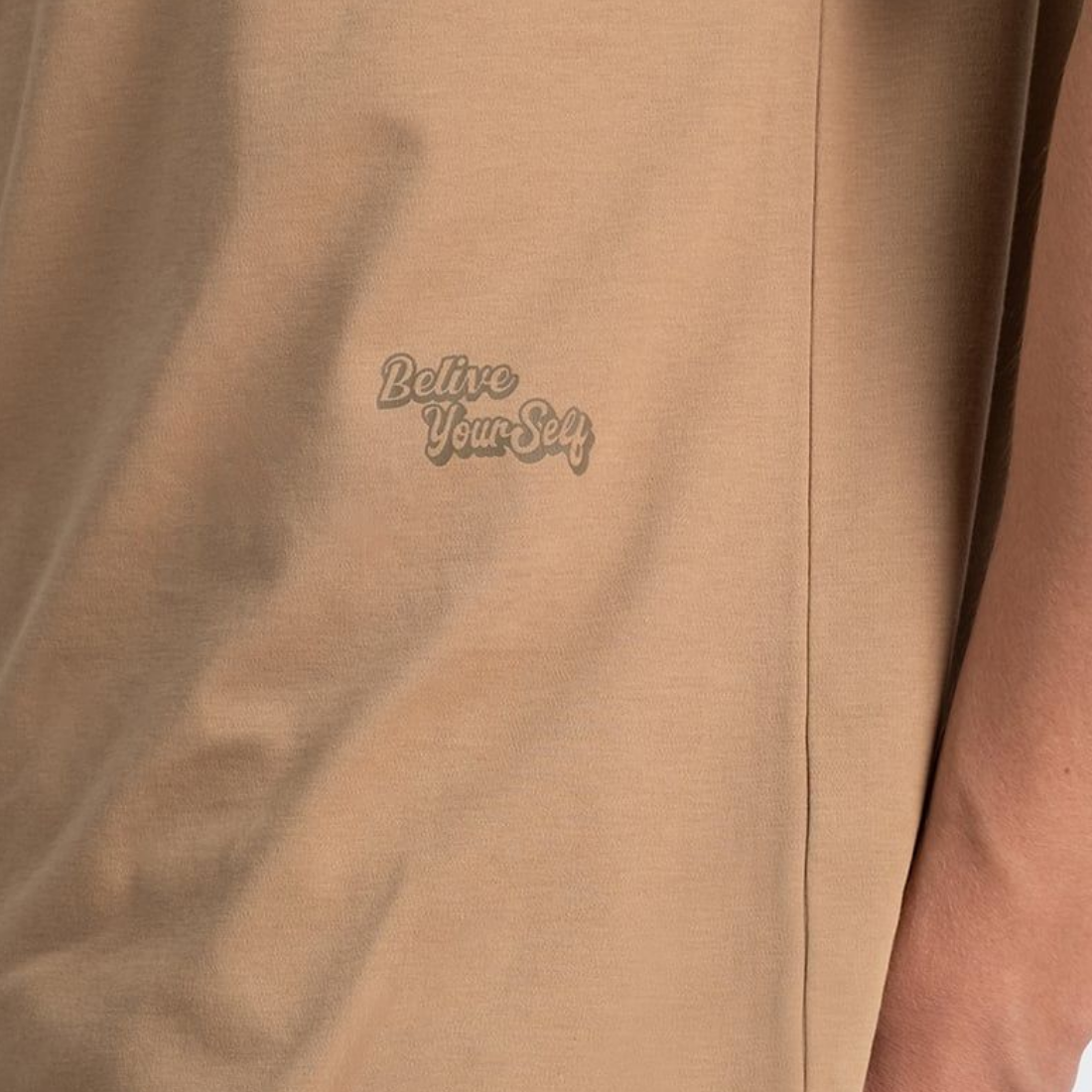 Áo Thun Nam Tay Ngắn Form Vừa