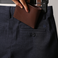 Quần Short Nam Khaki Trên Gối