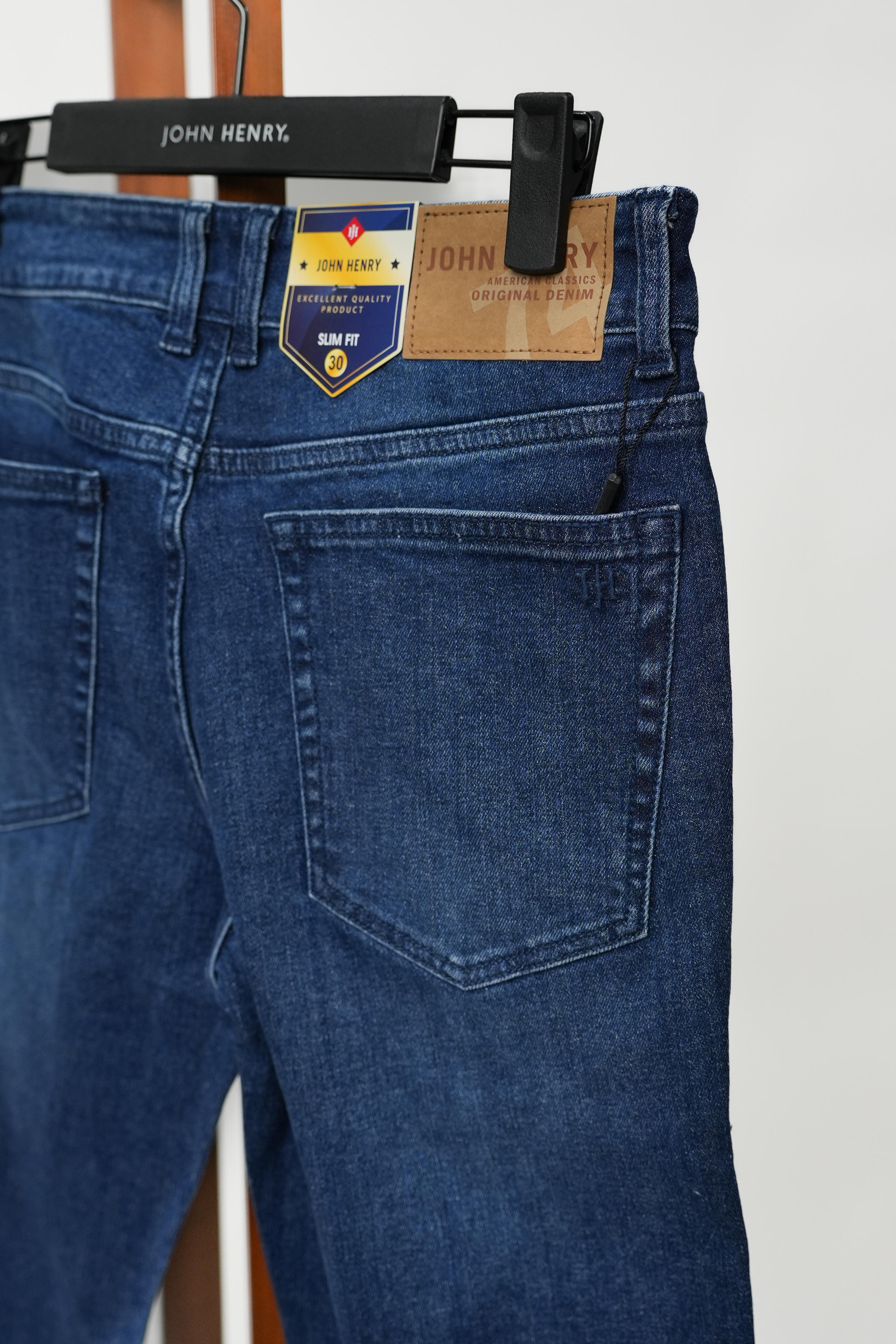 Quần Jeans Nam Slim Form Ôm