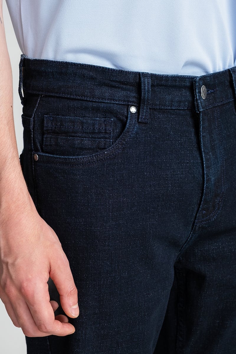 Quần Jeans Nam Regular Form Vừa