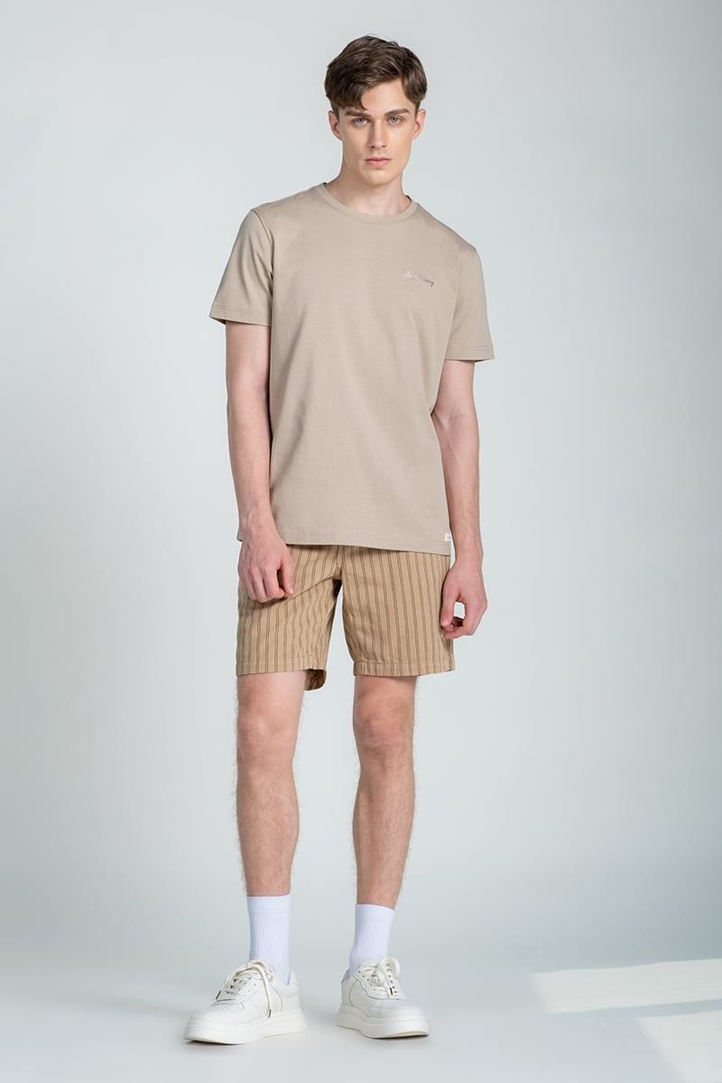 Quần Short Nam Khaki Trên Gối