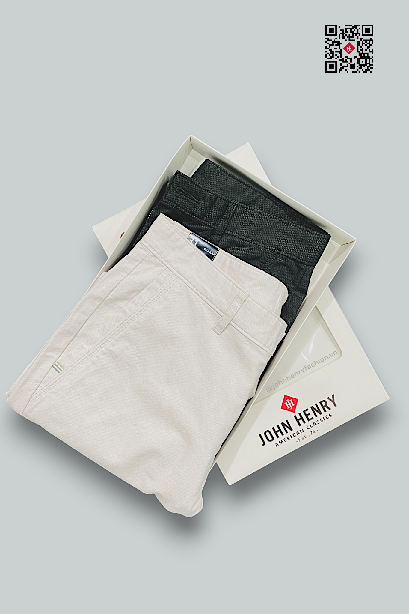 Quần Short Nam Khaki Trên Gối