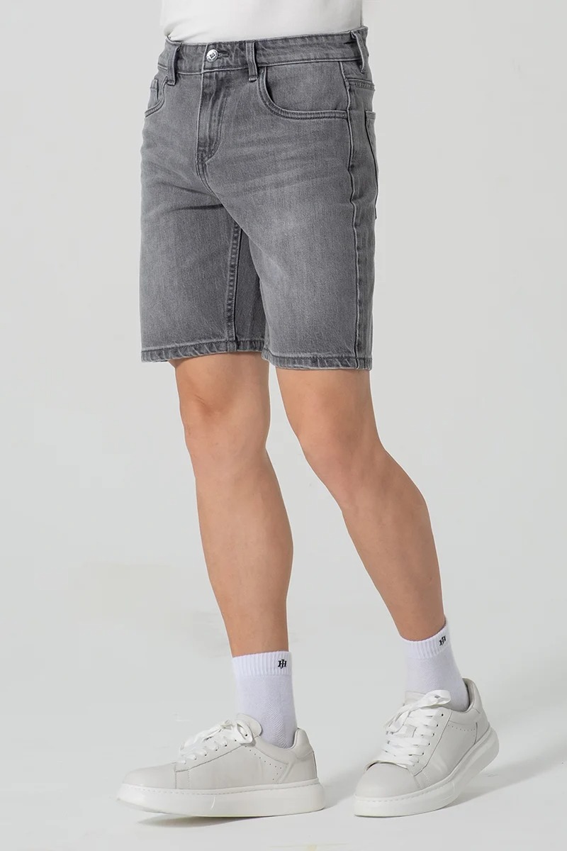 Quần Short Nam Khaki Trên Gối