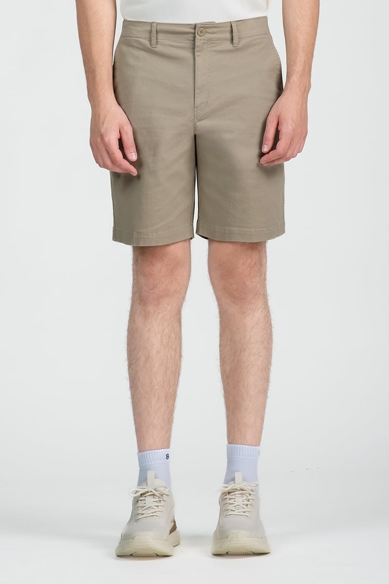 Quần Short Nam Khaki Trên Gối