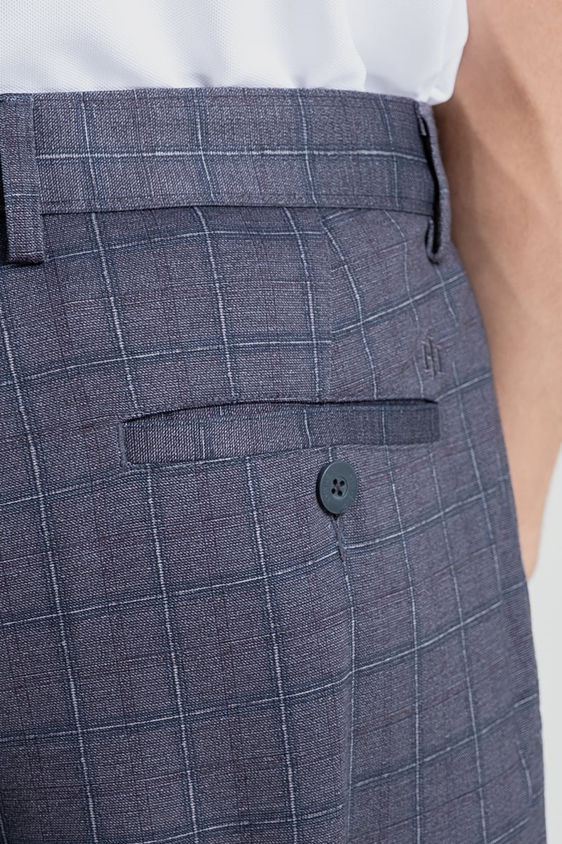 Quần Short Nam Khaki Trên Gối