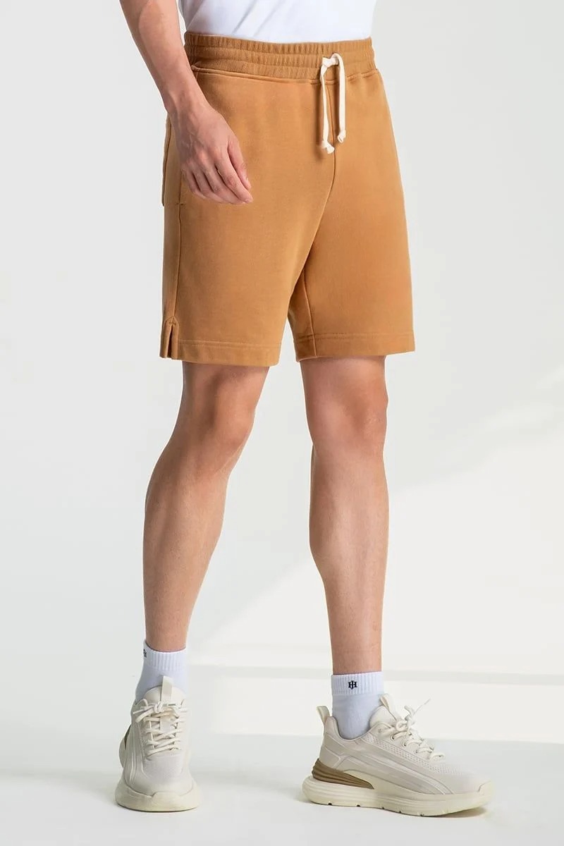 Quần Short Nam Khaki Trên Gối