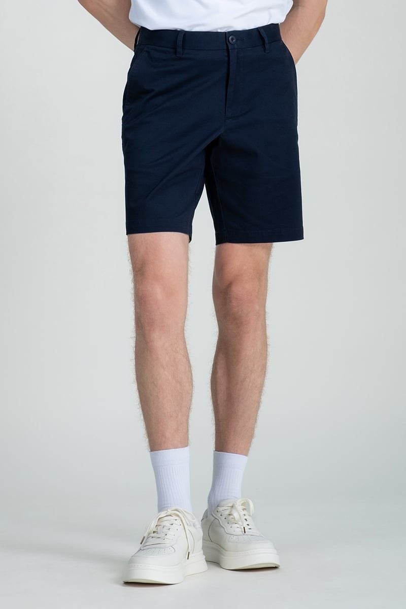Quần Short Nam Khaki Trên Gối