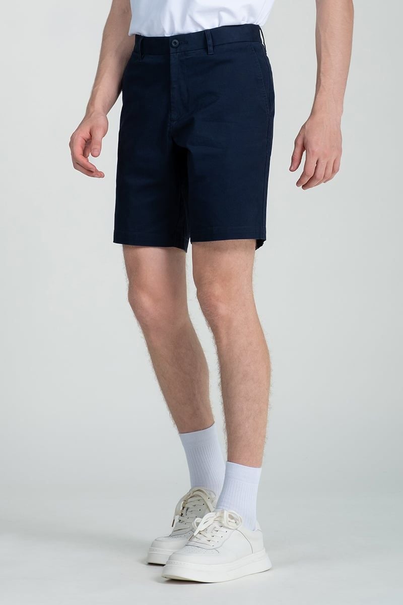 Quần Short Nam Khaki Trên Gối
