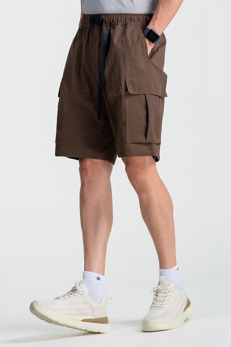 Quần Short Nam Khaki Trên Gối
