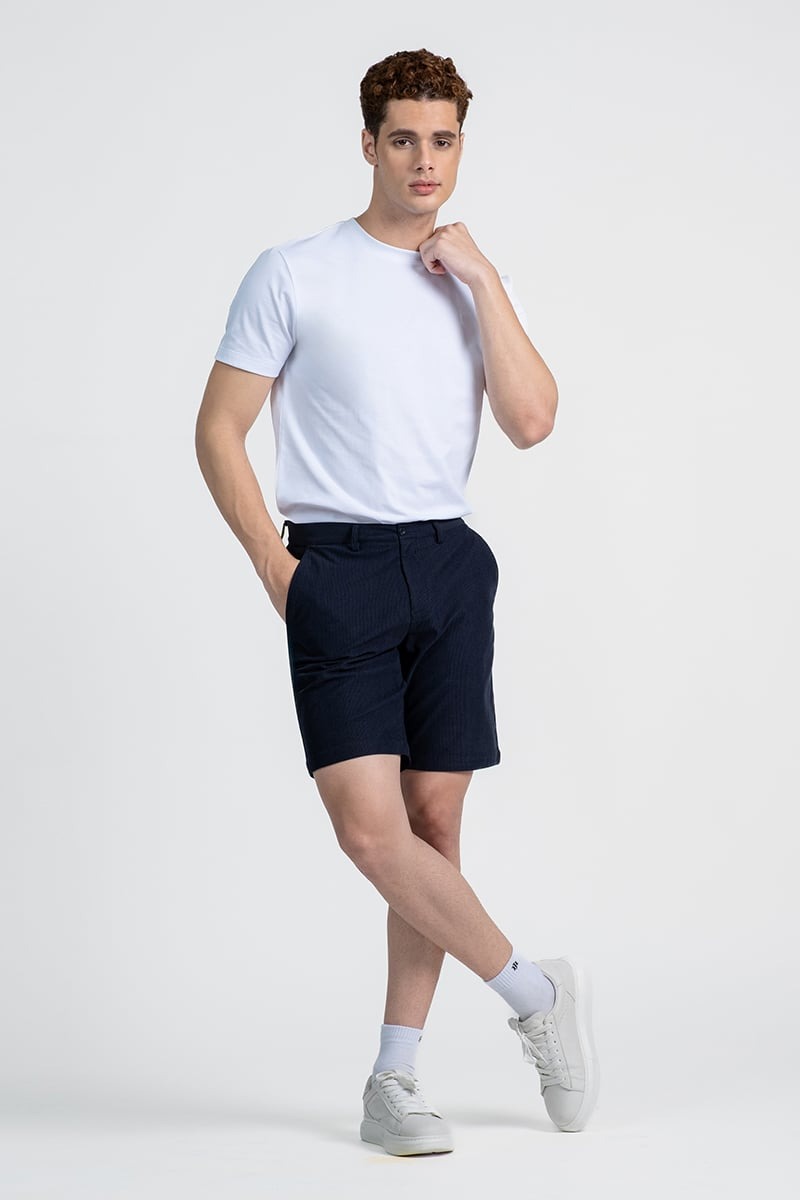 Quần Short Nam Khaki Trên Gối