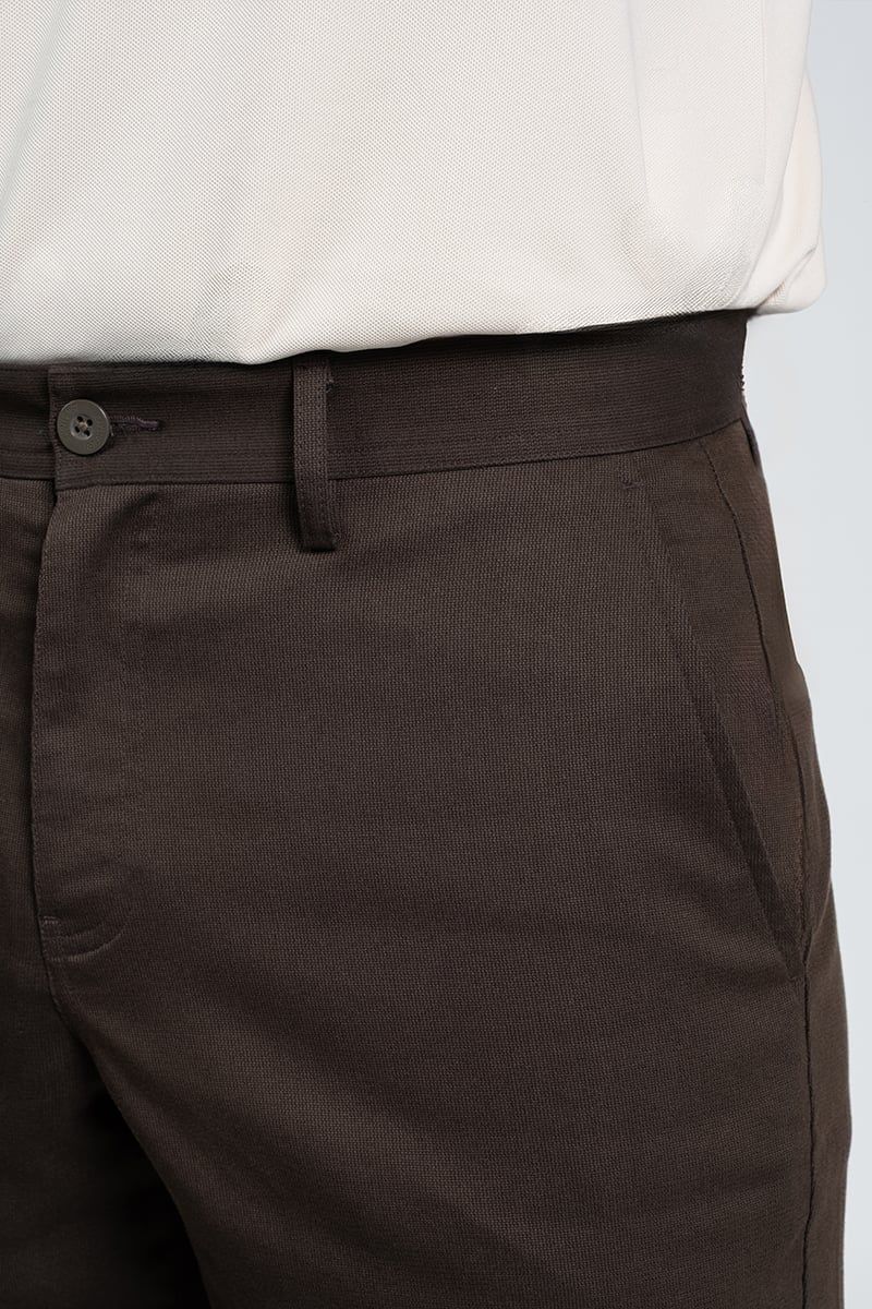 Quần Short Nam Khaki Trên Gối