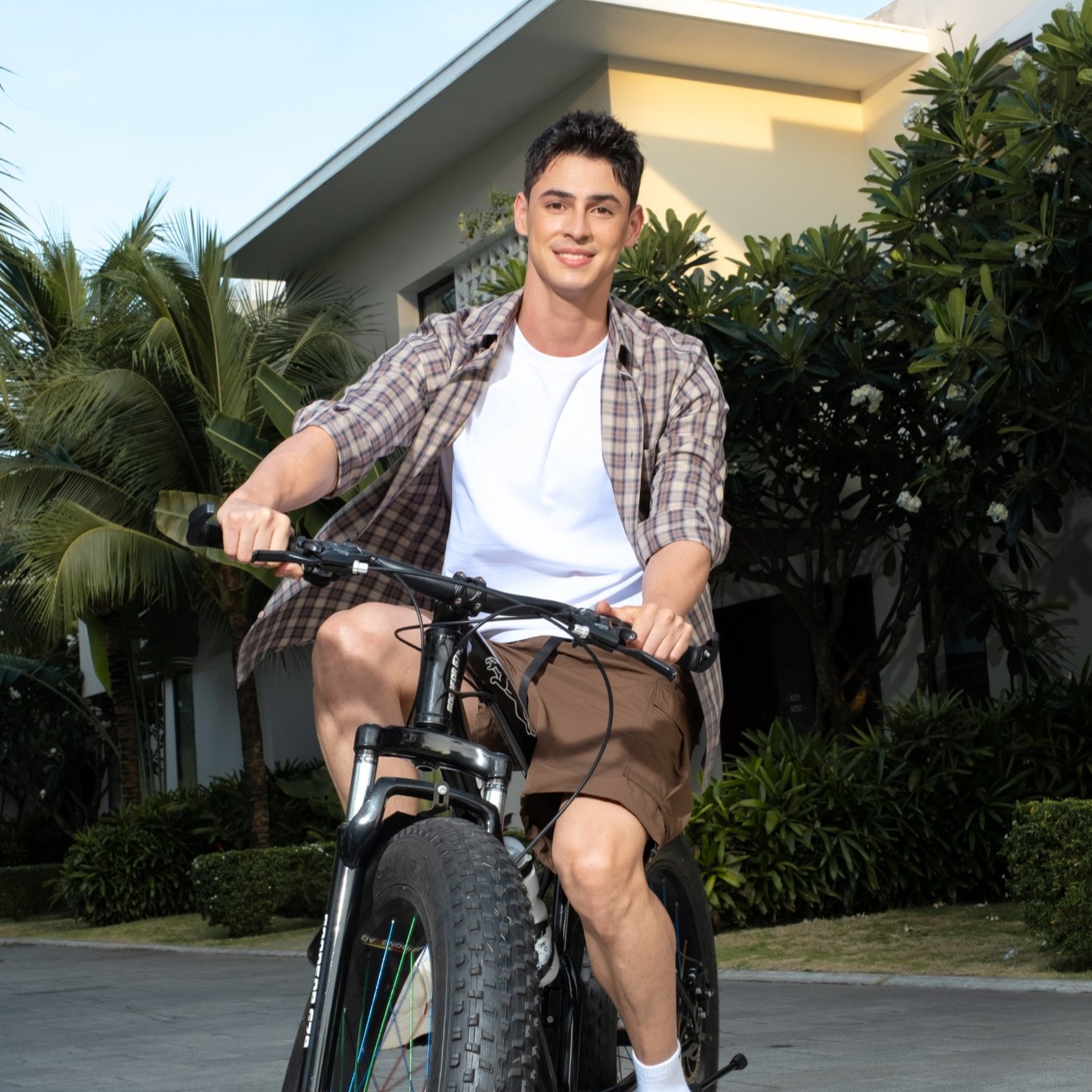 JOHN HENRY - Thương hiệu thời trang nam đến từ Mỹ