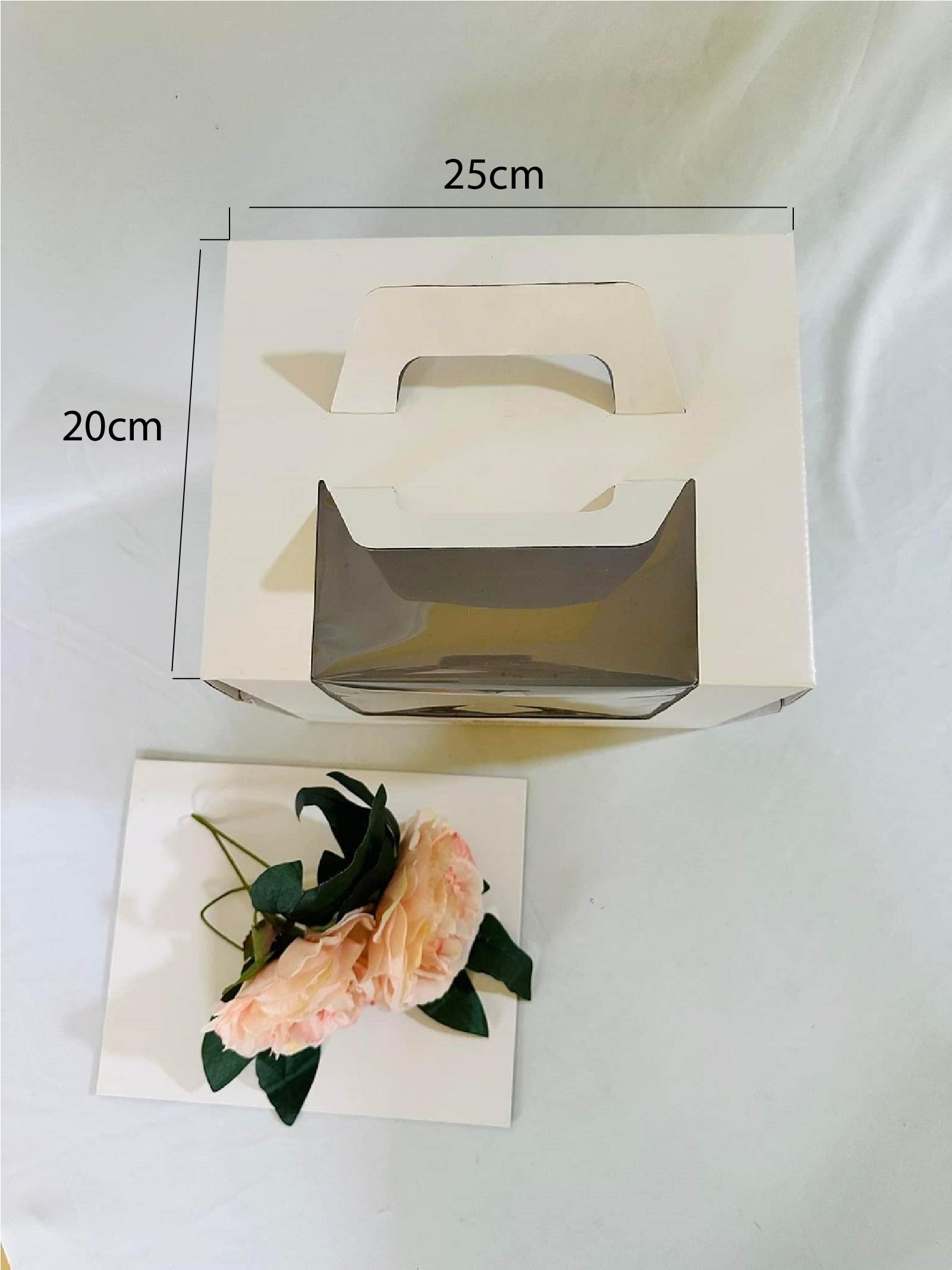 Hộp Bánh Kem Quai Xách Chữ Nhật size 20x25