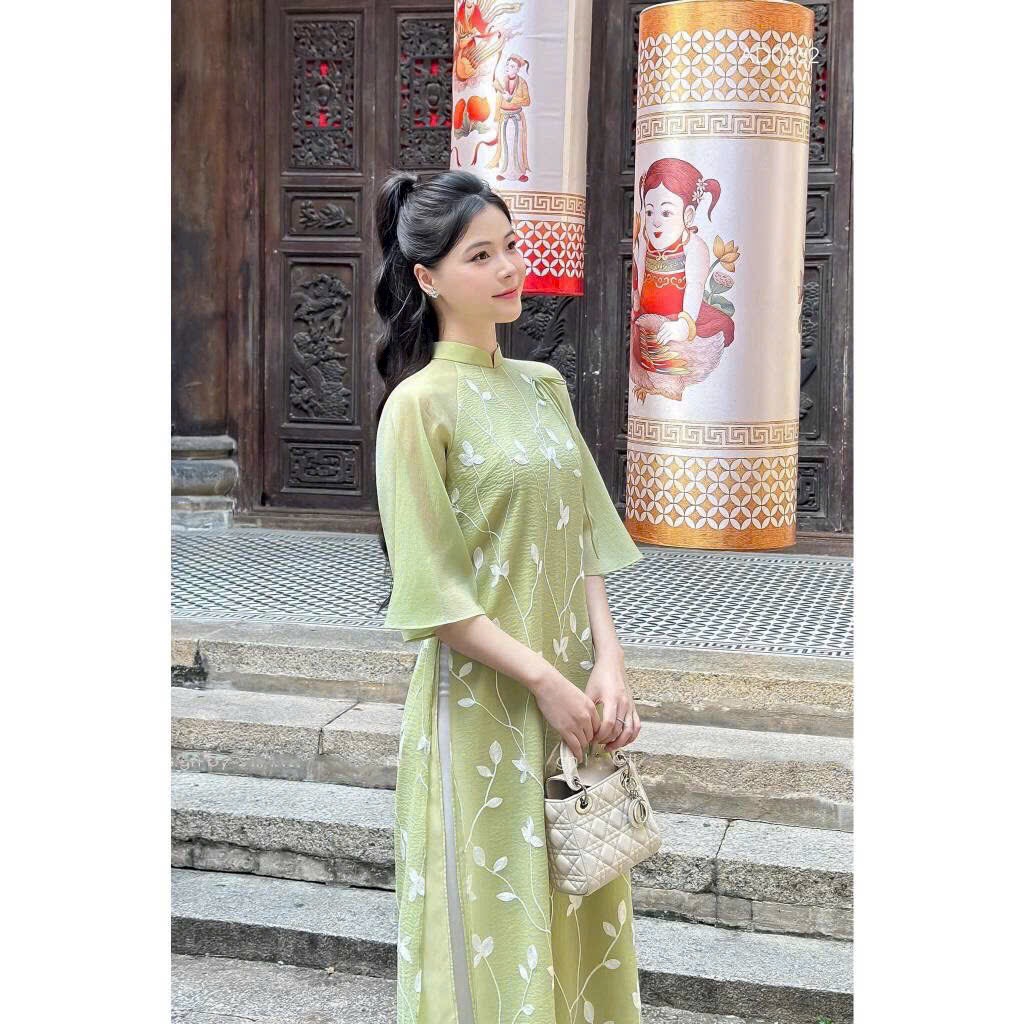 Áo Dài Cách Tân Nữ Tơ Thêu bigsize Màu Xanh