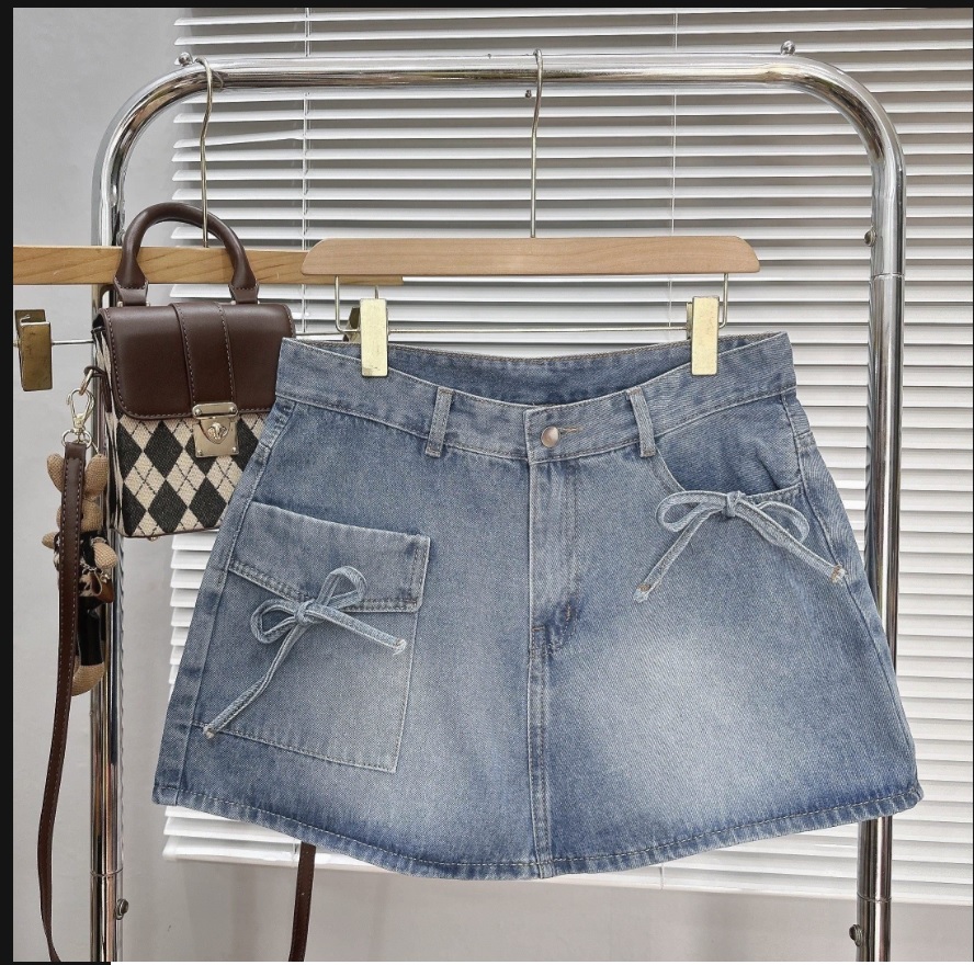 Chân váy jean bigsize ngắn dáng chữ A nữ màu xanh bụi basic cách điệu cột nơ xinh xắn có túi chéo - CV403