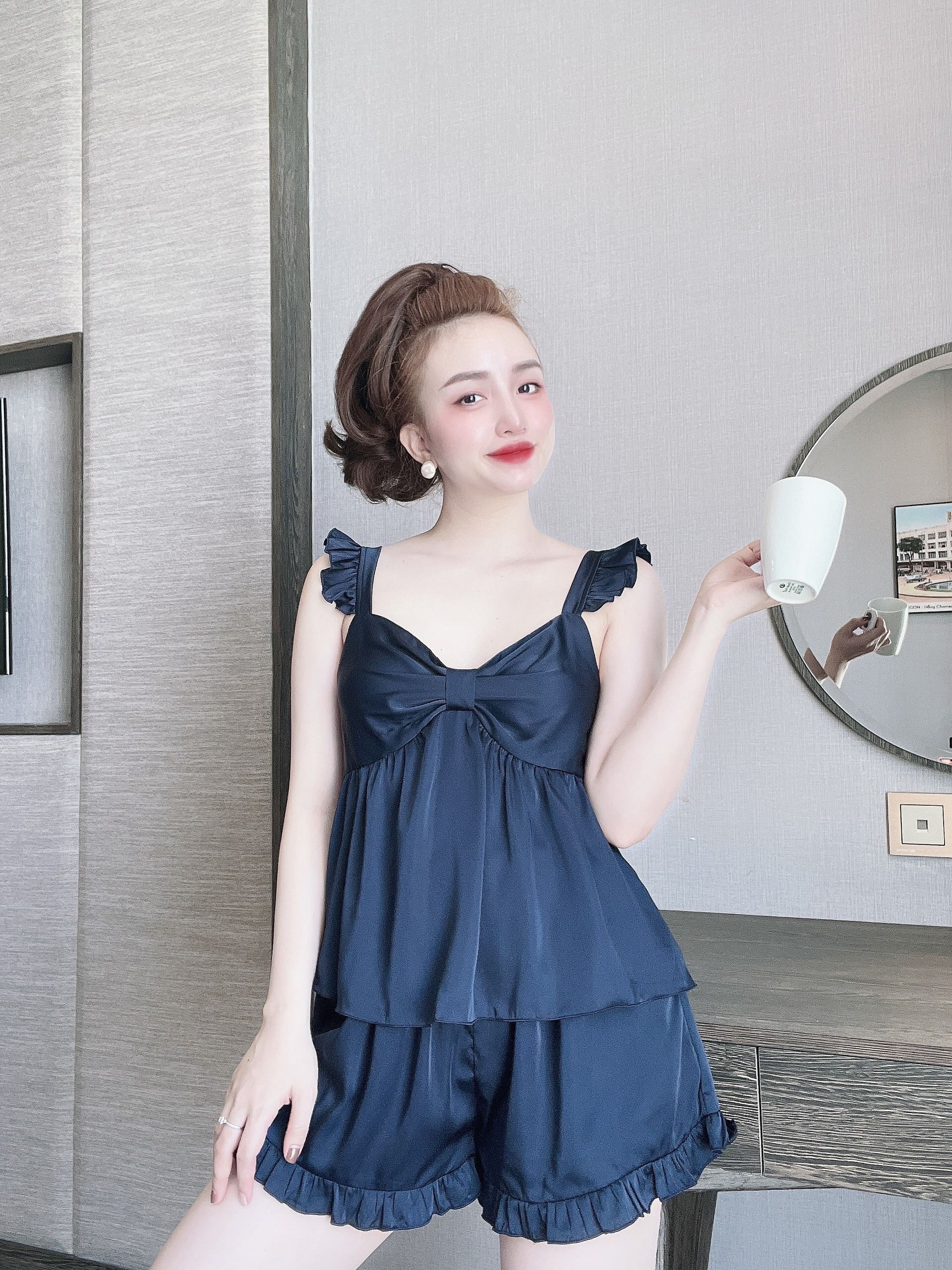 Bộ Lụa Tay Cánh Tiên Quần Đùi Bigsize 50-95kg