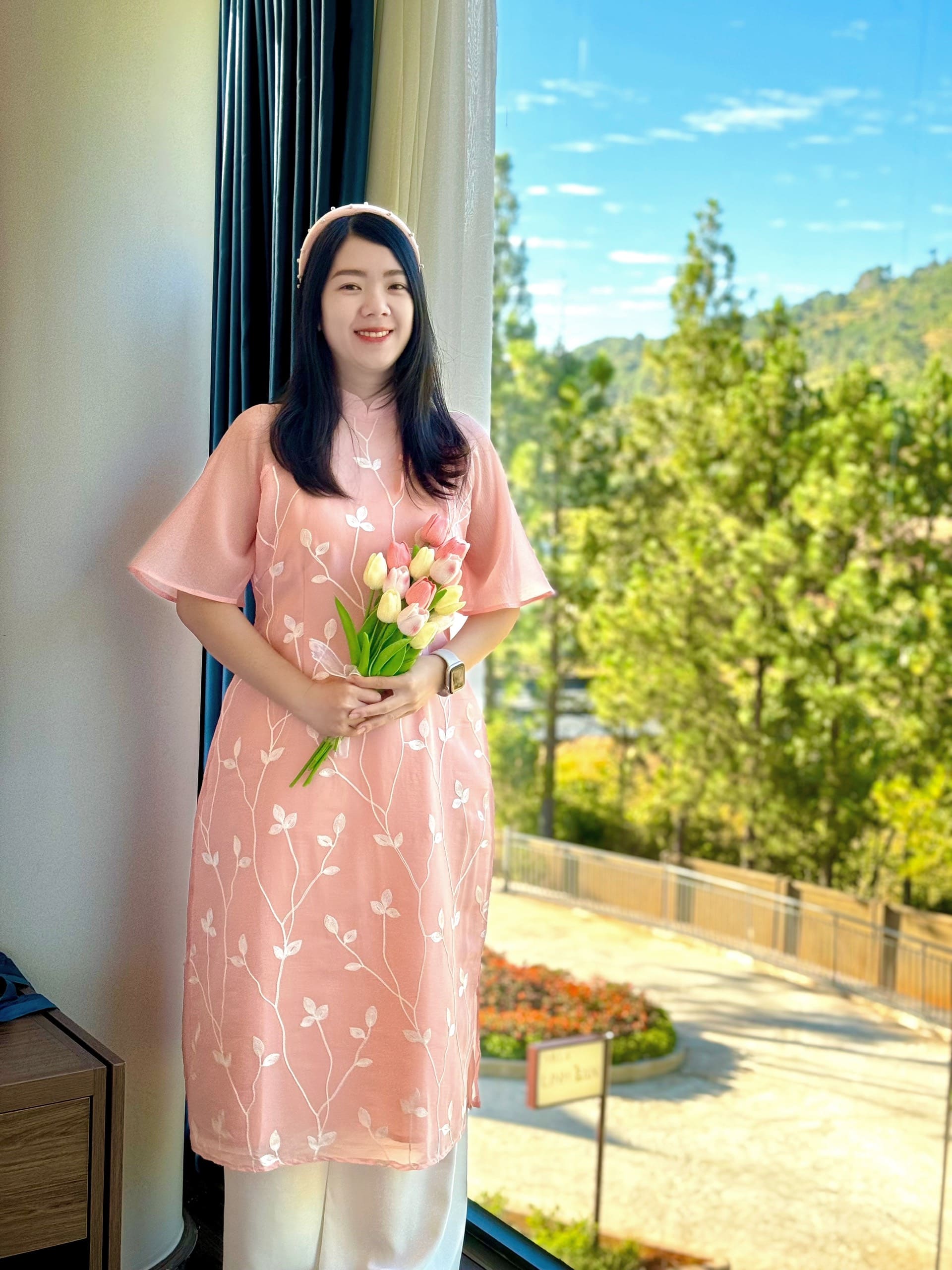 Áo Dài Cách Tân Nữ Tơ Thêu bigsize Màu Hồng