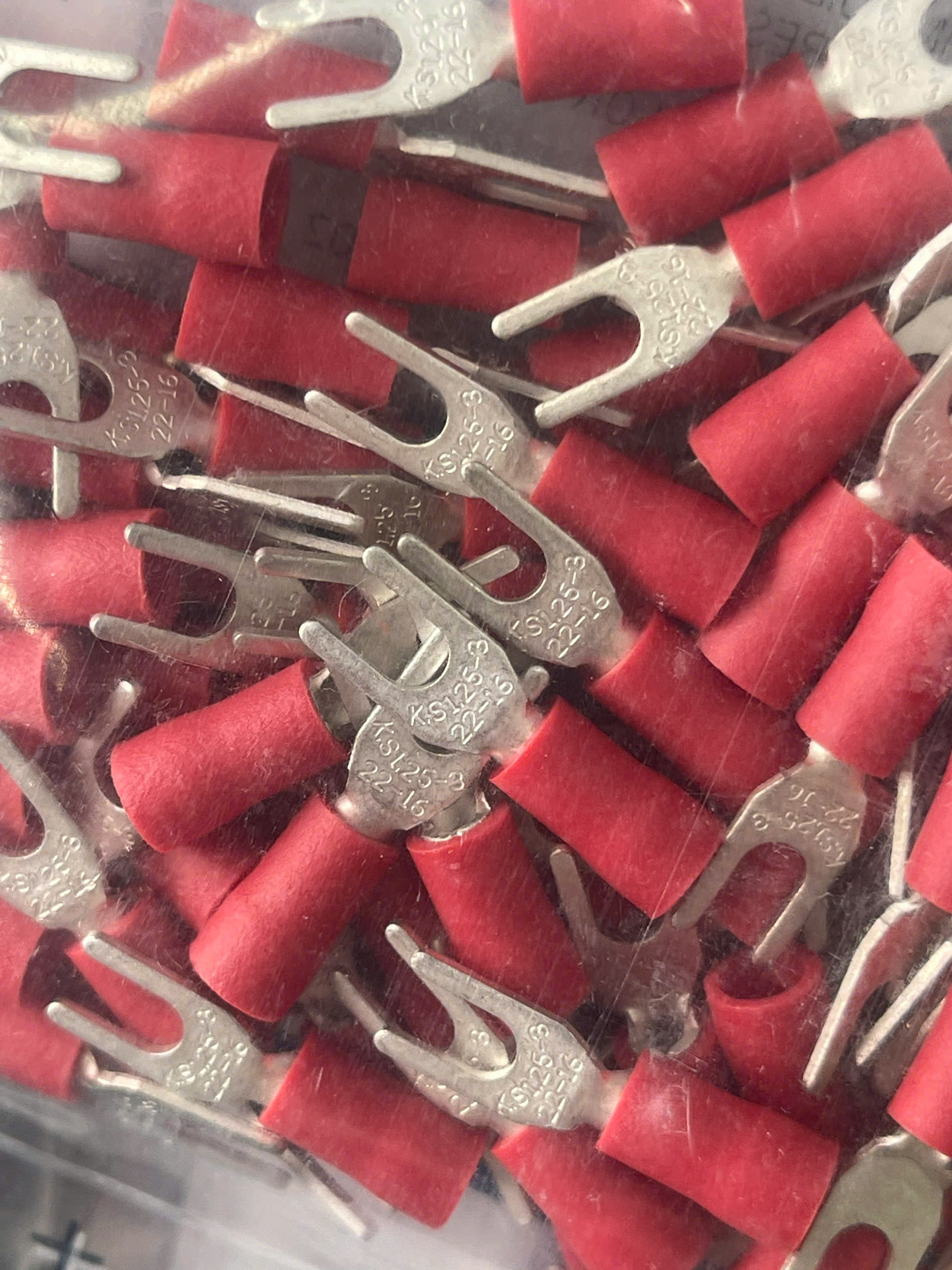 SV1-3.2 / Đầu Cosse Chỉa Bọc Nhựa KST 0.5-1.5 mm2 (100 Cái/Bịch) - VINYL-INSULATED SPADE TERMINALS