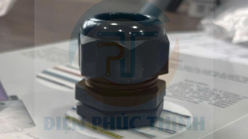 OMRB07-R / Ốc Siết Cáp Ortac Nhựa Màu Đen M32x1.5 Halogen Free Đạt Chuẩn VDE / EU