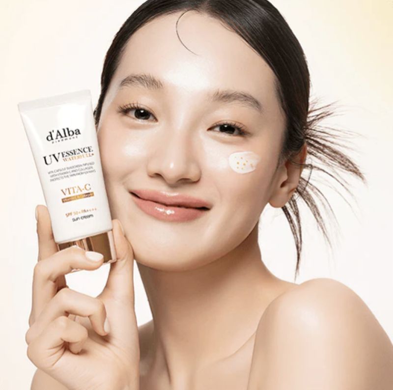 d'Alba Waterfull Vita-C Vitamin C & Collagen Sun Cream